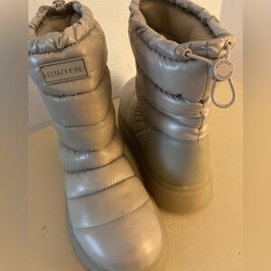 Hunter women platform putty waterproof insulated Maribel short boots size 8